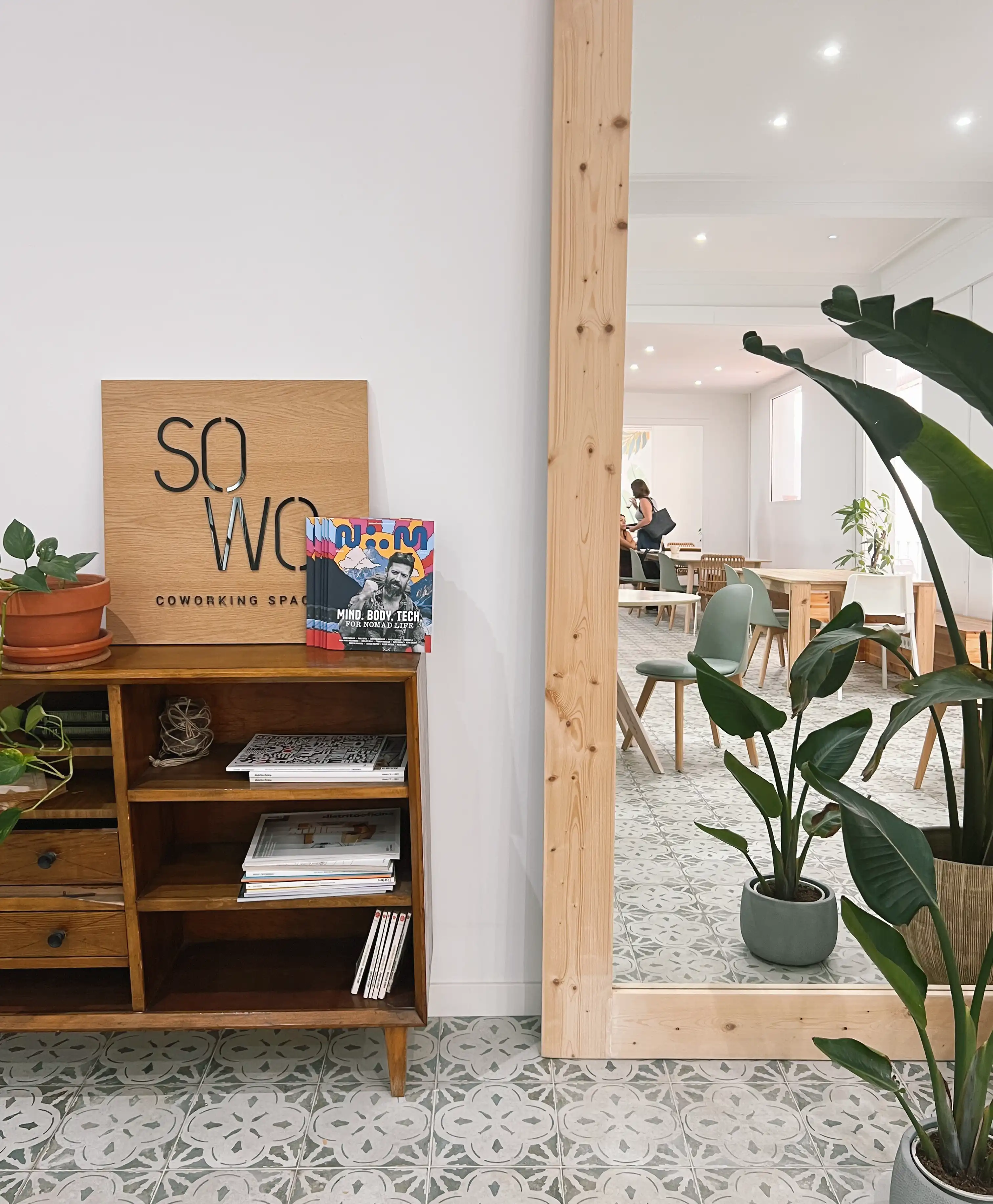Nomad Magazine at Sowo coworking Barcelona